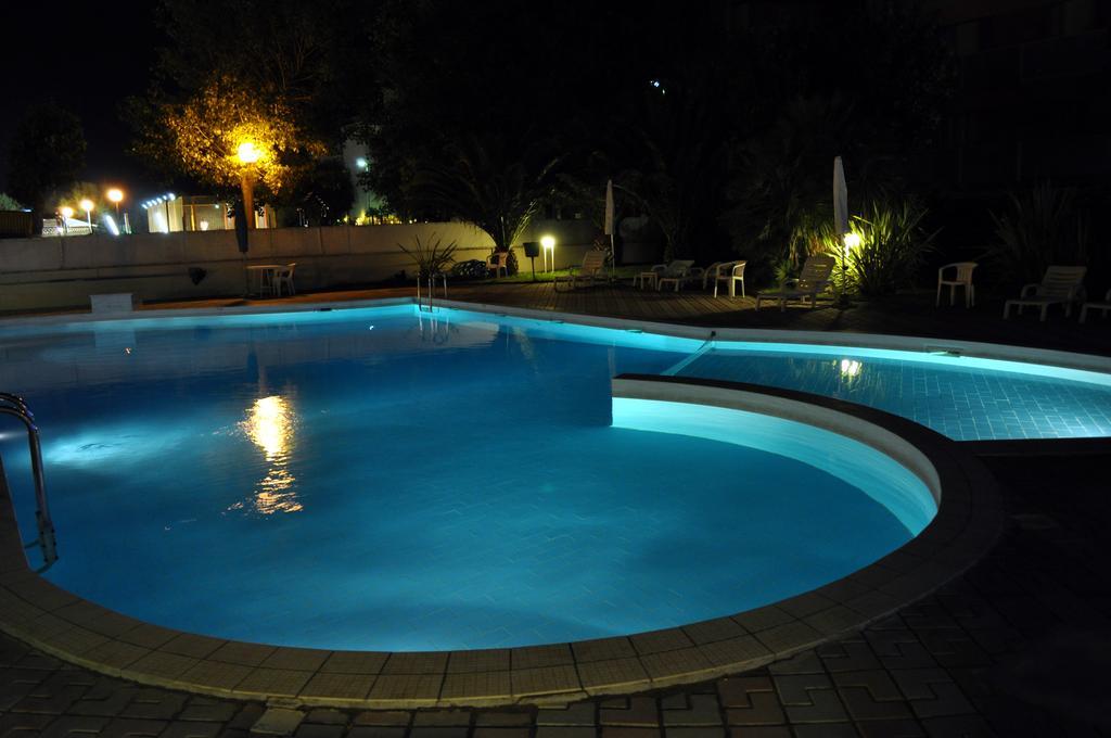 Hotel Perla Senigallia Esterno foto